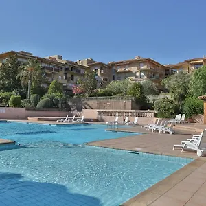 Pierre Et Amandine Saint-Tropez